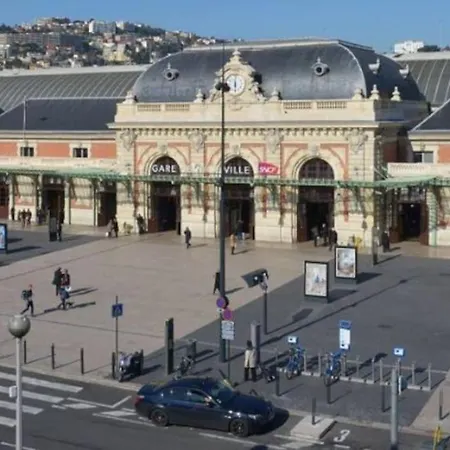 아파트 Patio D'azur- Coquet 2pers 2lits Proche Plages